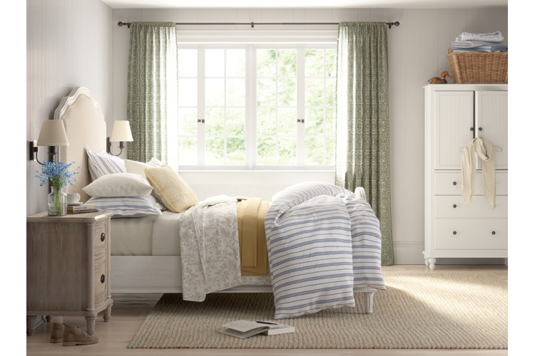 Farmhouse deals style bedding